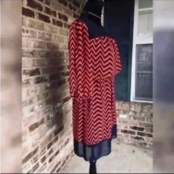 CHEVRON DRESS WITH DRAWSTRING WAIST - Picture 4 of 12